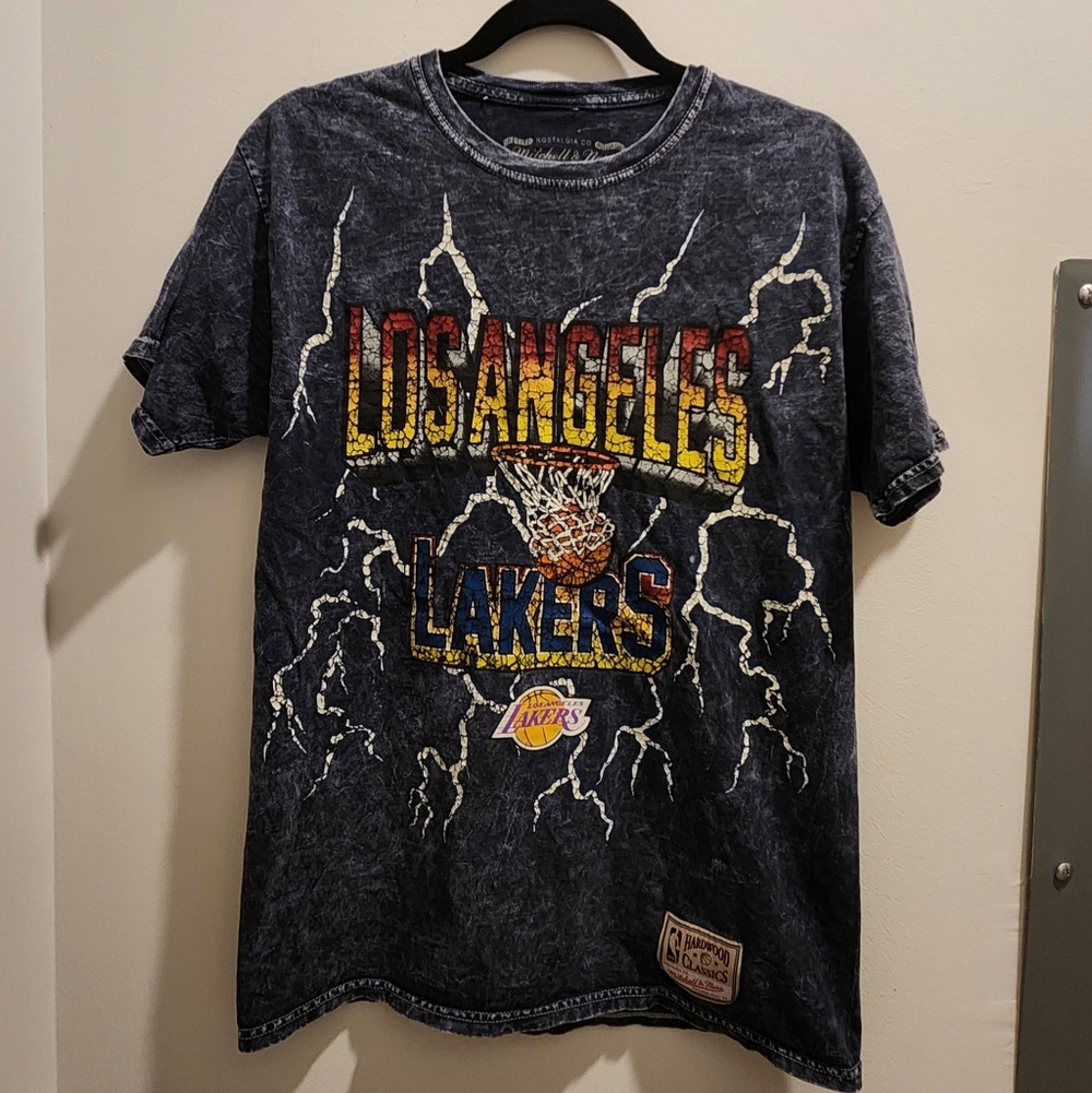 Los Angeles Lakers Acid Wash Graphic Tee